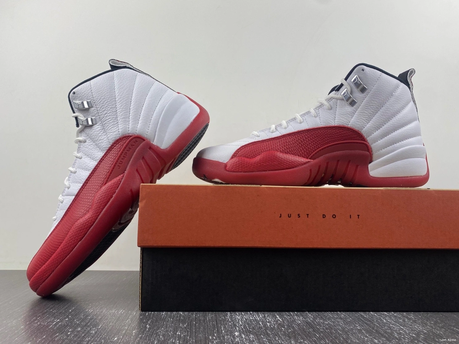 CT8013-116 Cherry Air 12 Jordan 0412